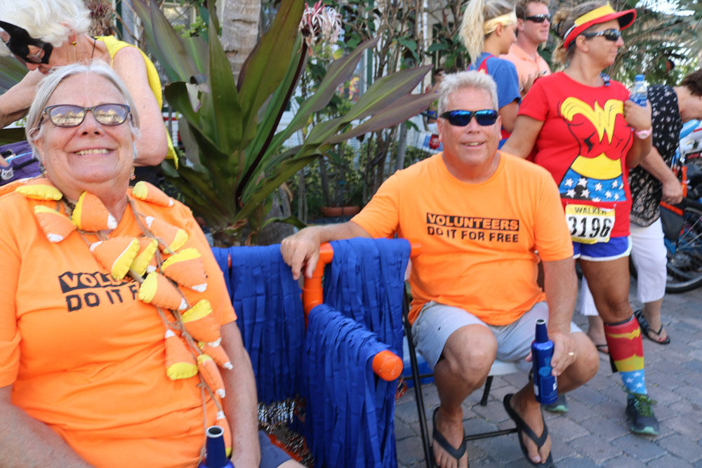 Heroes and Villains 5K 2018 photo - Duval Street, Key West